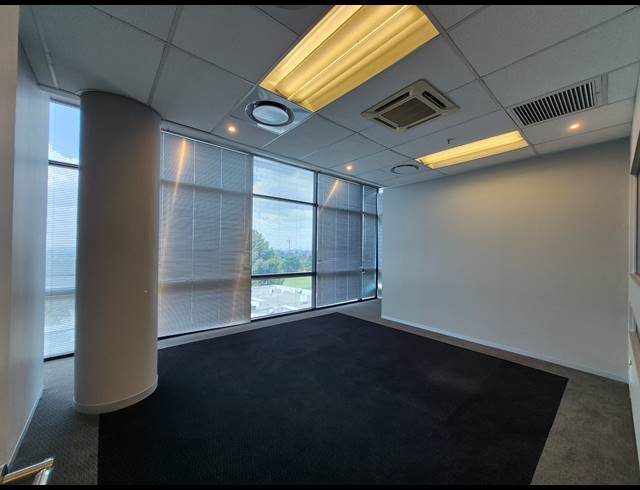 248M² OFFICE TO LET IN SANDTON CENTRAL